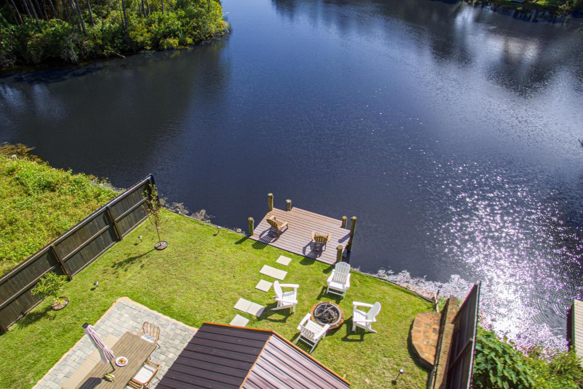 Edgewater By Avantstay Gorgeous Character Lakefront Home W Private Dock Дестин Экстерьер фото