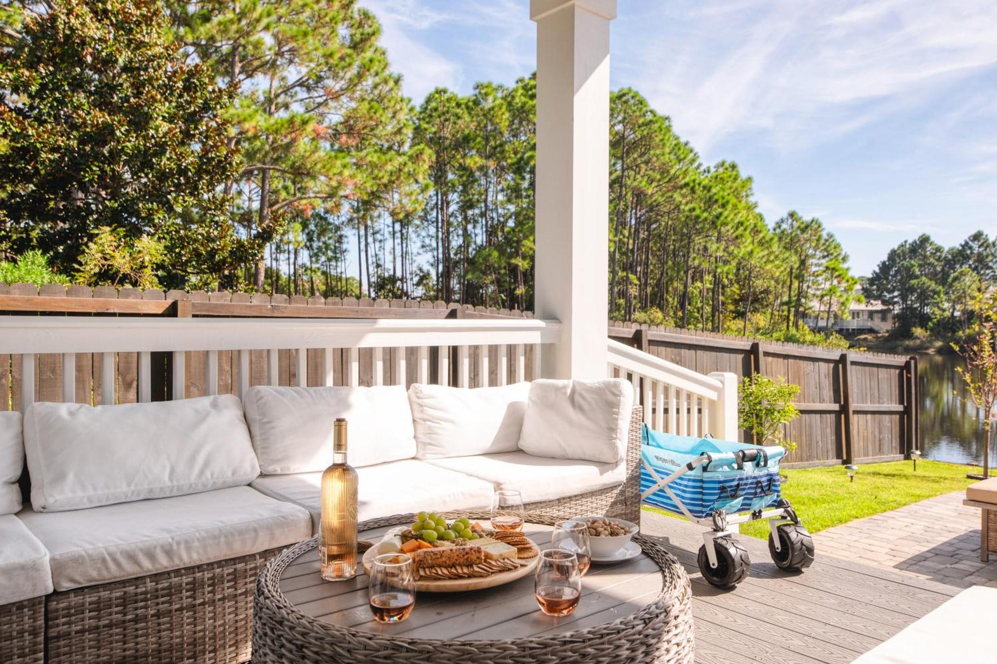 Edgewater By Avantstay Gorgeous Character Lakefront Home W Private Dock Дестин Экстерьер фото